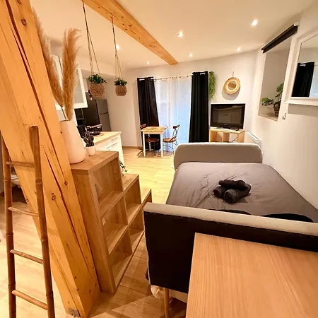 Cosy Centre