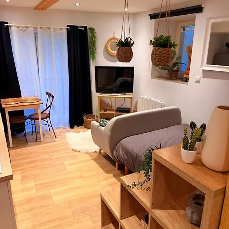 Cosy Centre