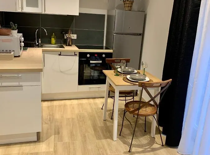 Cosy Centre *
